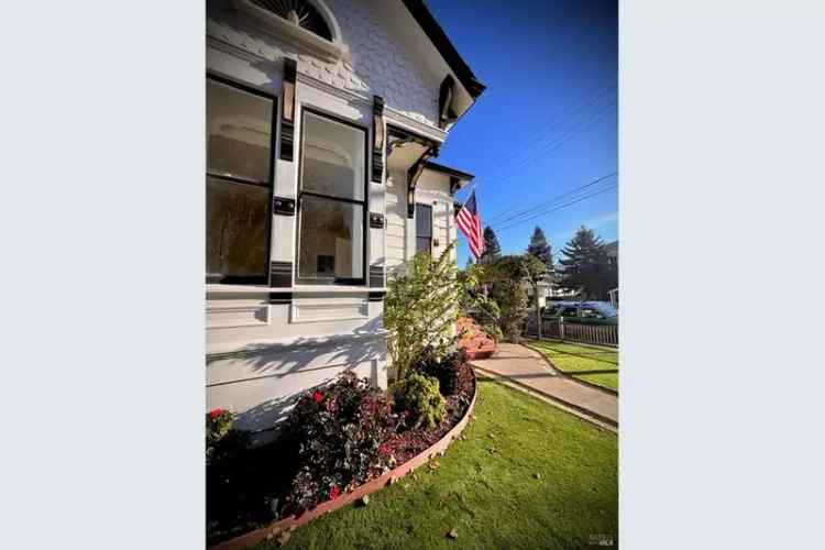 House For Sale in 47, 5th Street, Petaluma, California