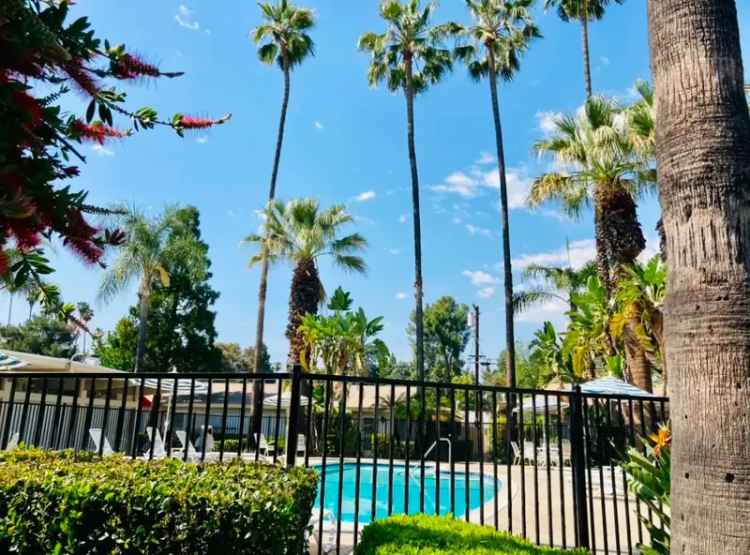 Rent 2 Bedroom 2 Bath Apartment in Redlands with Pool and Patio