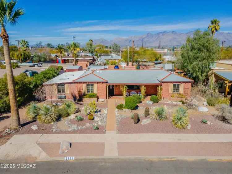 House For Sale in 3021, East 2nd Street, Tucson, Arizona