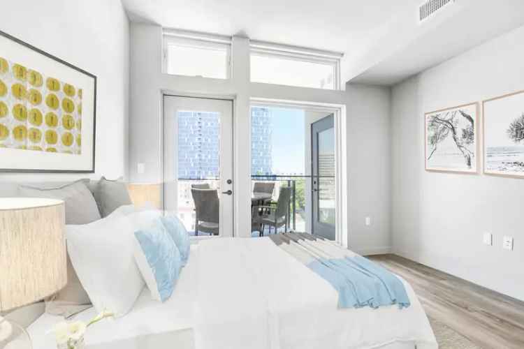 Rent Apartments in Koreatown Los Angeles with Modern Finishes and Parking