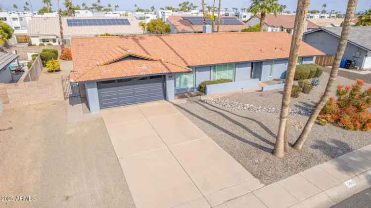 House For Sale in 502, East Le Marche Avenue, Phoenix, Arizona