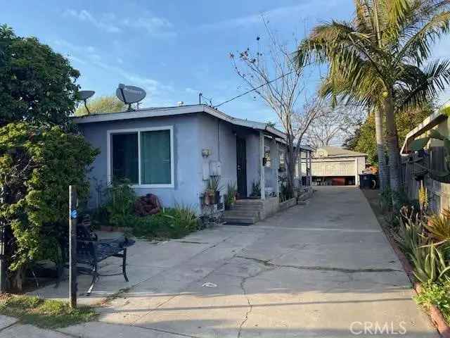 House For Sale in 2417, West Stanford Street, Santa Ana, California