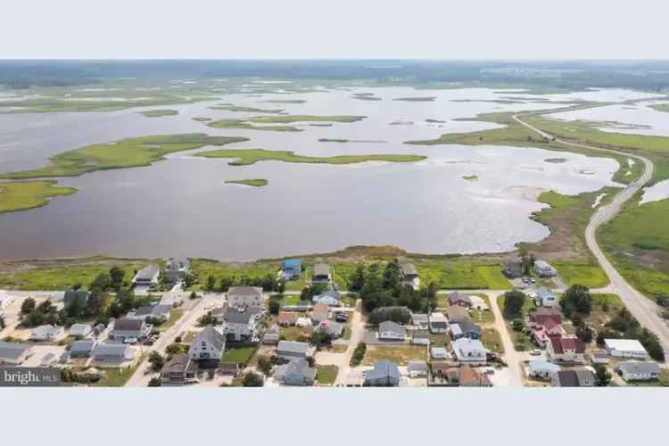 Buy waterfront home in a beautiful community near Primehook National Wildlife Refuge