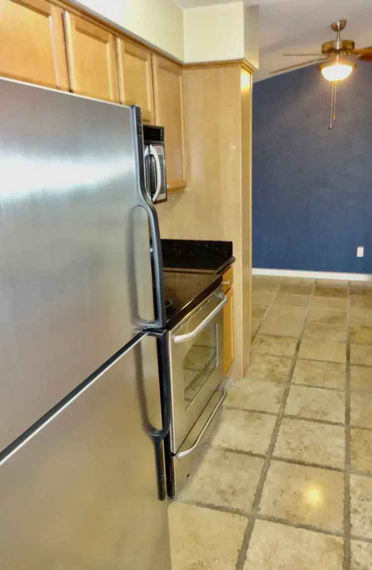 Rent Remodeled 2 Bedroom Condo in Gated Community Near Kaiser and Intel