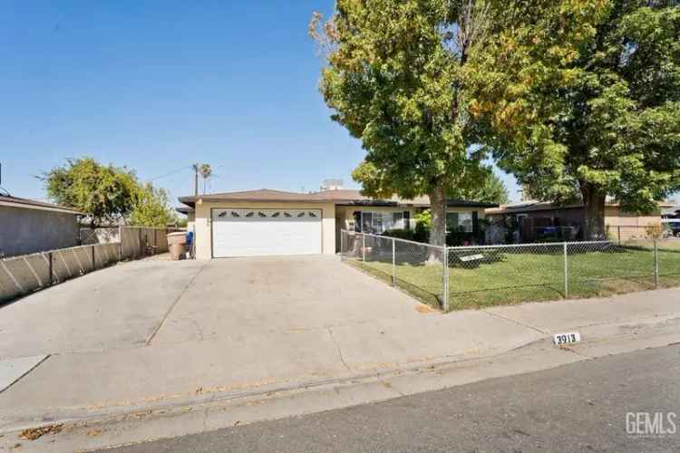 House For Sale in 3913, Evelyn Drive, Bakersfield, California