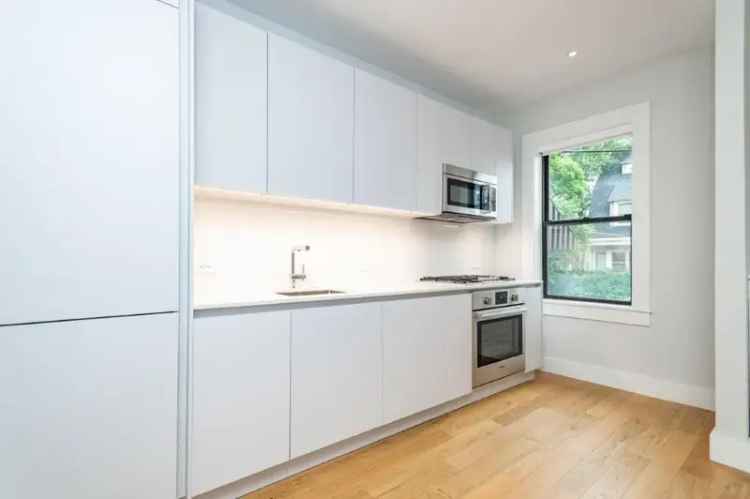 Rent Spacious 2 Bedroom Apartment in Brighton with Modern Features