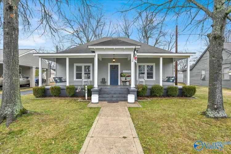 Buy Cozy House in Hartselle with 3 Bedrooms and Charming Features