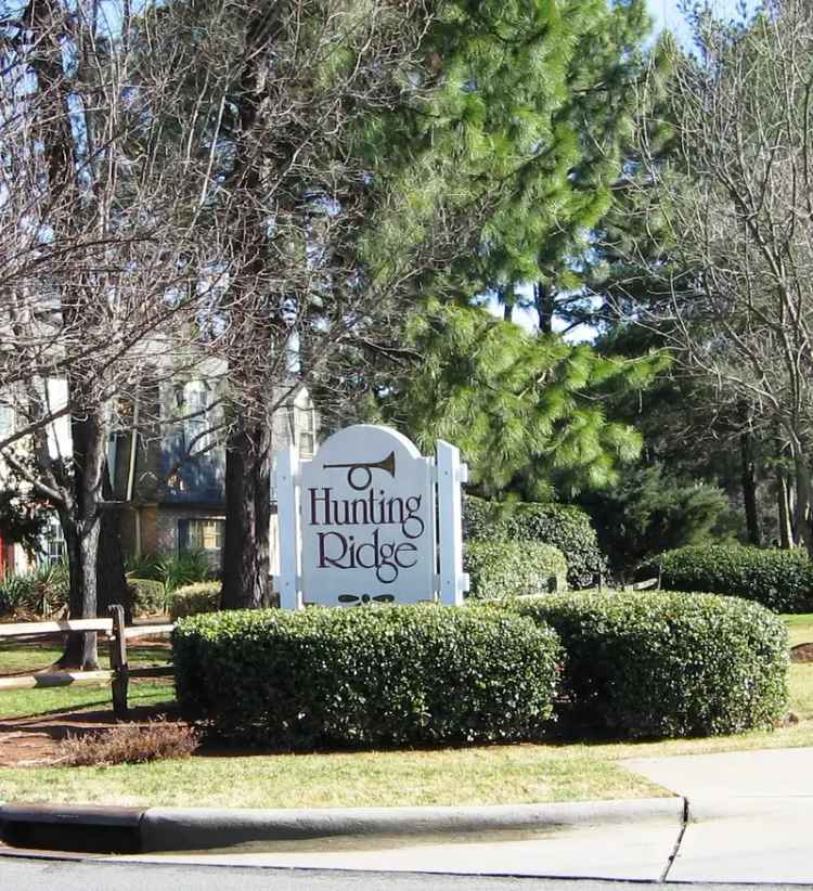 Rent Apartment Unit in Charlotte with Modern Features and Great Access