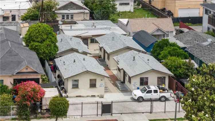 House For Sale in 821, West 62nd Street, Los Angeles, California