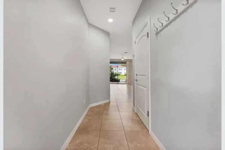 House For Sale in Delray Beach, Florida