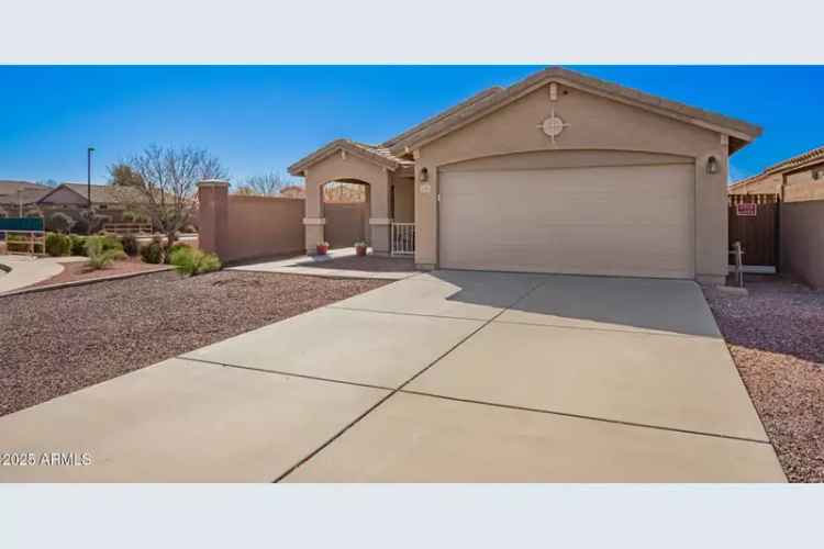 House For Sale in 25797, West Saint Charles Court, Buckeye, Arizona