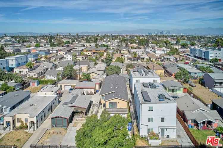 House For Sale in 601, West 84th Street, Los Angeles, California