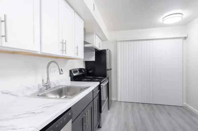 Rent Apartments at Valley Run Wilmington with Modern Amenities