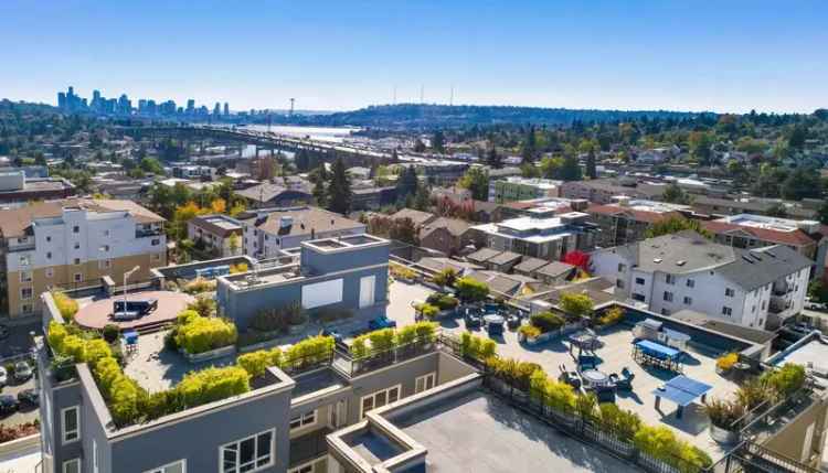 Rent Apartments in Downtown Seattle Featuring Rooftop Deck and Fitness Room