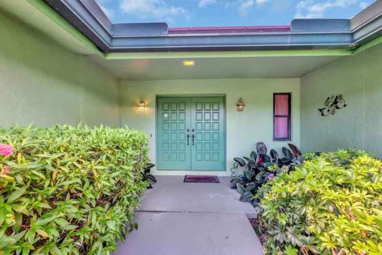 House For Sale in 696, East Lakewoode Circle, Delray Beach, Florida