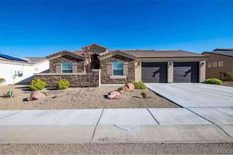 Luxury modern house for rent in Castle Rock Village with mountain views