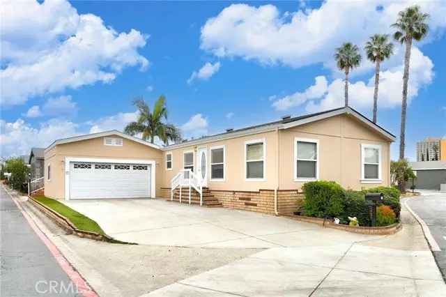 House For Sale in 2300, South Lewis Street, Anaheim, California