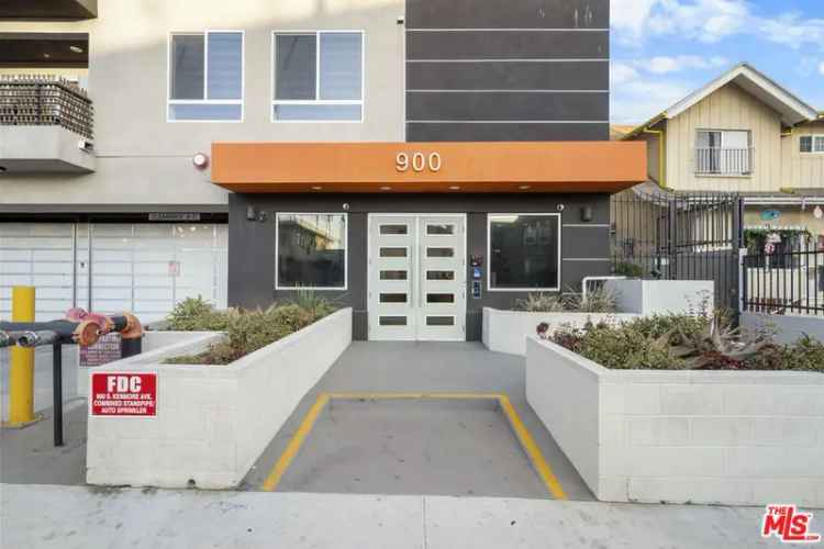 House For Sale in 900, South Kenmore Avenue, Los Angeles, California