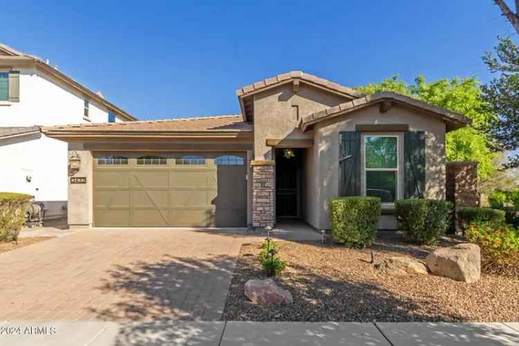 Buy Single Level Home in Gilbert with 4 Bedrooms and Premium Features