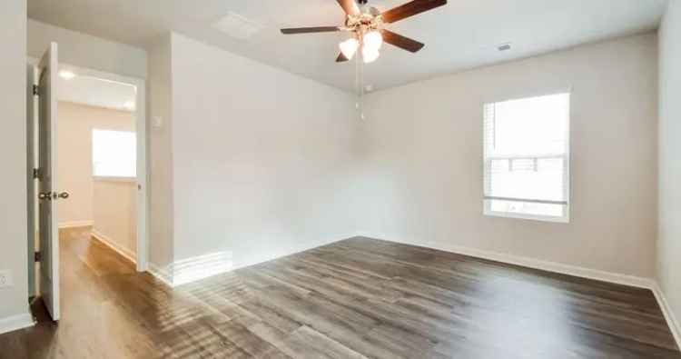 Rent Apartments in College Park with Modern Features and Easy Access