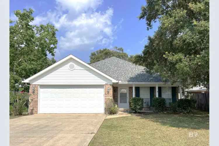 Buy Charming 3 Bedroom House in Gulf Shores with Backyard Views