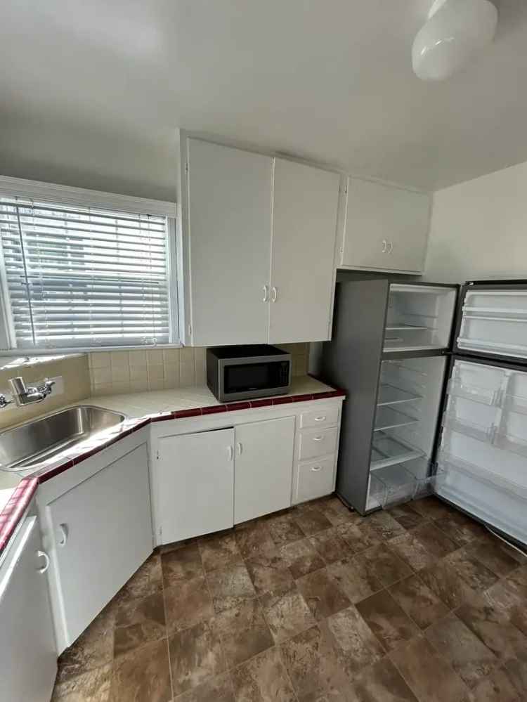 Apartment Unit Sublet