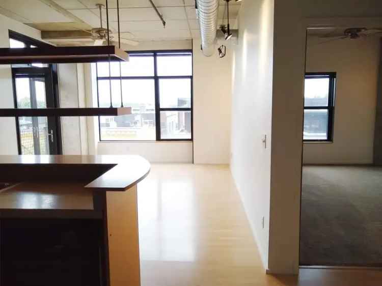 Rent Stylish Apartments in Downtown Bloomington with Unique Layouts