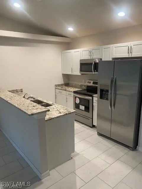 House For Sale in Cape Coral, Florida