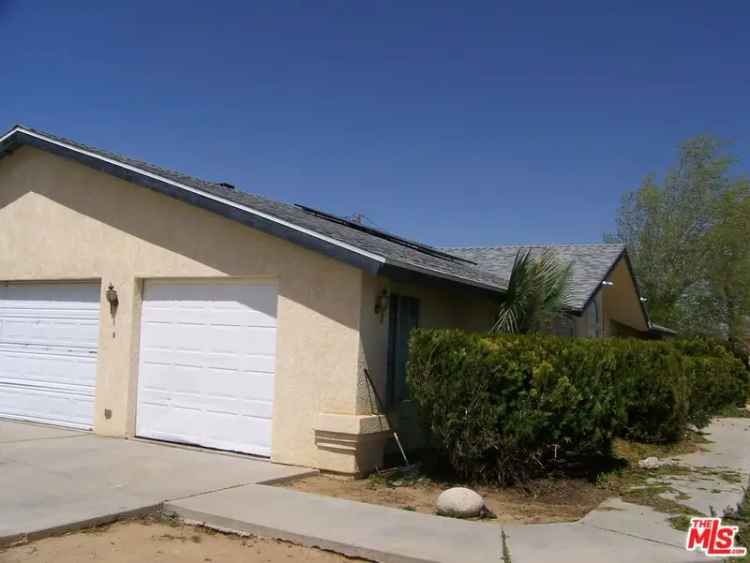 House For Sale in 20649, 83rd Street, California City, California