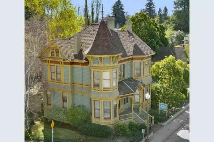 Buy Victorian House in Santa Cruz with Multi Family Conversion Potential