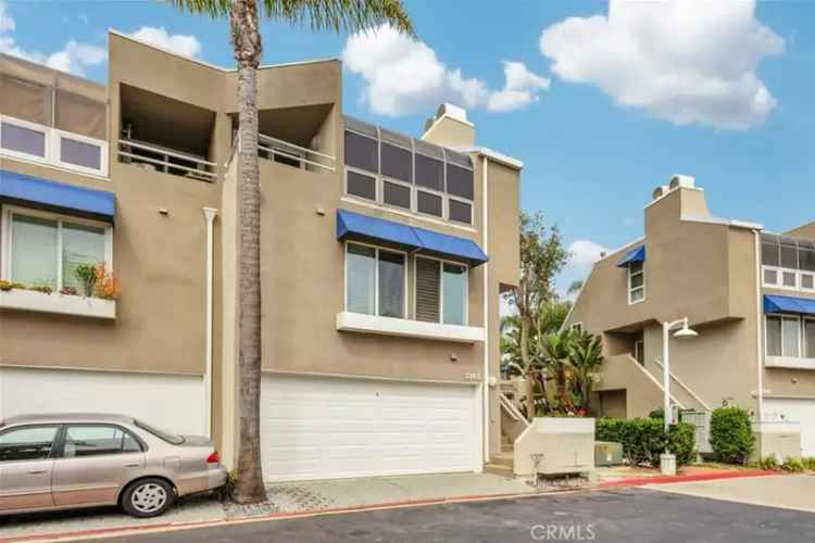 Rent Modern Two Bedroom House in Seabridge Huntington Harbour with Amenities