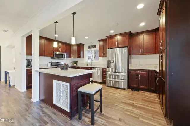 House For Sale in 1124, Montecito Drive, Los Angeles, California