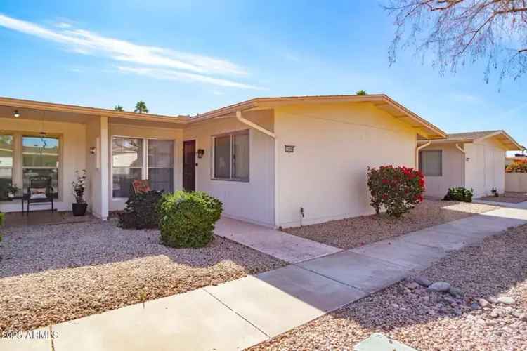 Rent Fully Furnished 2 Bedroom Apartment in Arizona with Outdoor Space