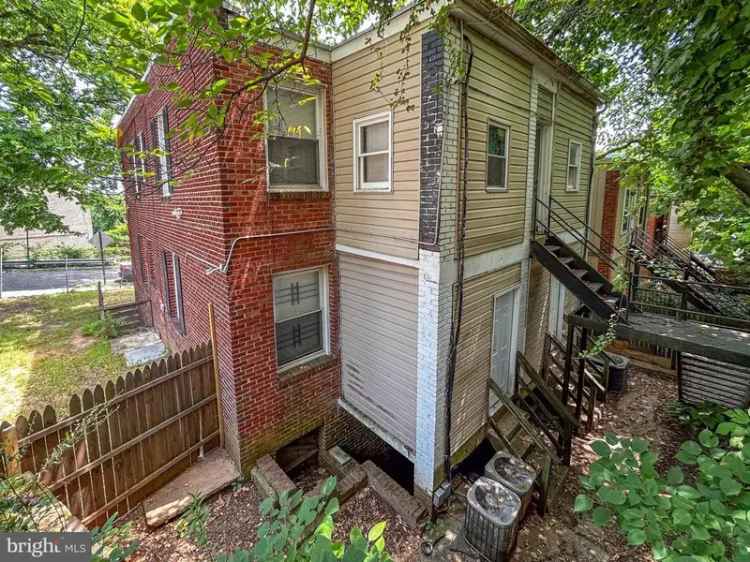 House For Sale in 2820, Pomeroy Road Southeast, Washington, District of Columbia