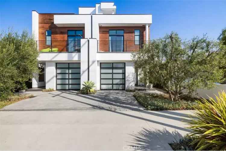 Buy Single Family Home in Mar Vista with Luxury Features and Roof Deck