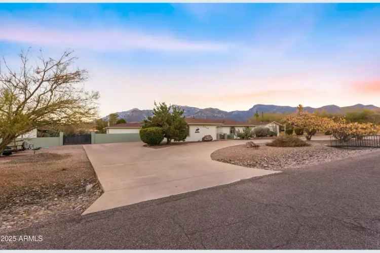 Buy House in Arizona with Pool and Amazing Mountain Views