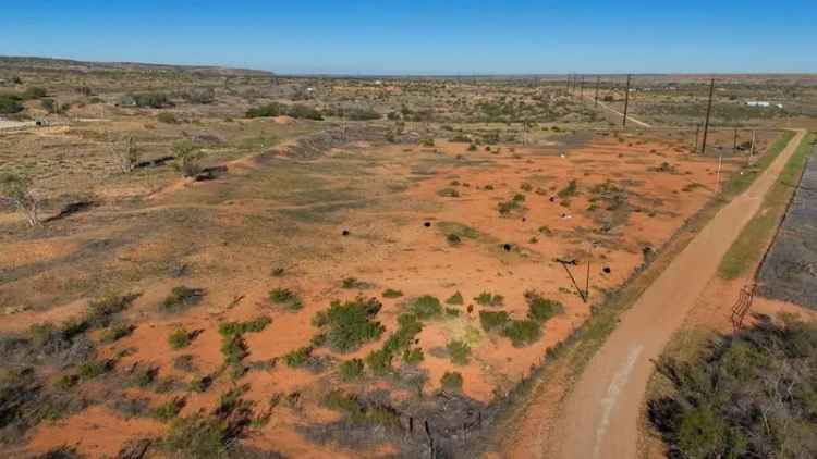 Property for sale in Valle De Oro with endless possibilities and 24.61 acres