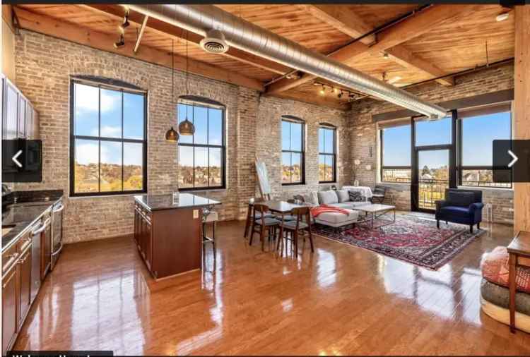 Rent Apartment Unit with Stunning Downtown Views in Brewers Hill