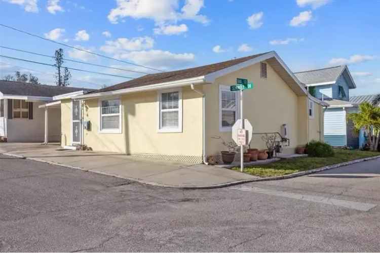 Rent one bedroom cottage waterfront on Braden River with amenities