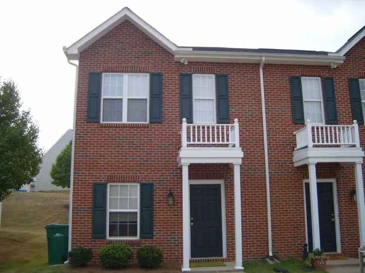 Rent 3 Bed 25 Bath Townhome in Riverwood Community with Great Amenities