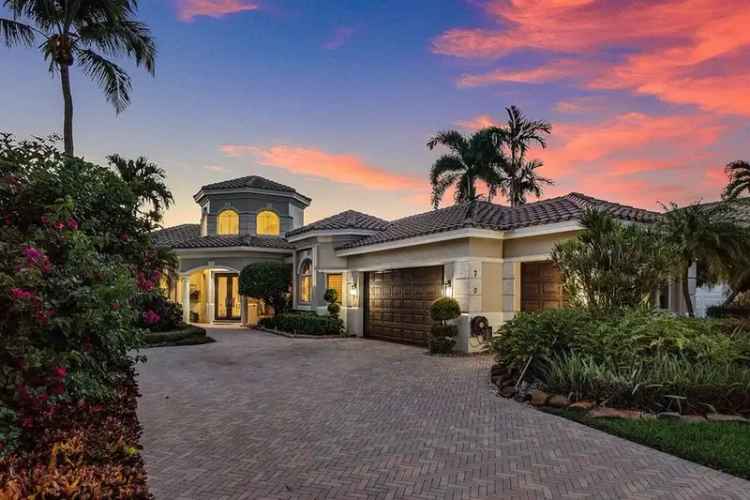 Luxury buy residence with golf and water views in The Isles at Hunters Run