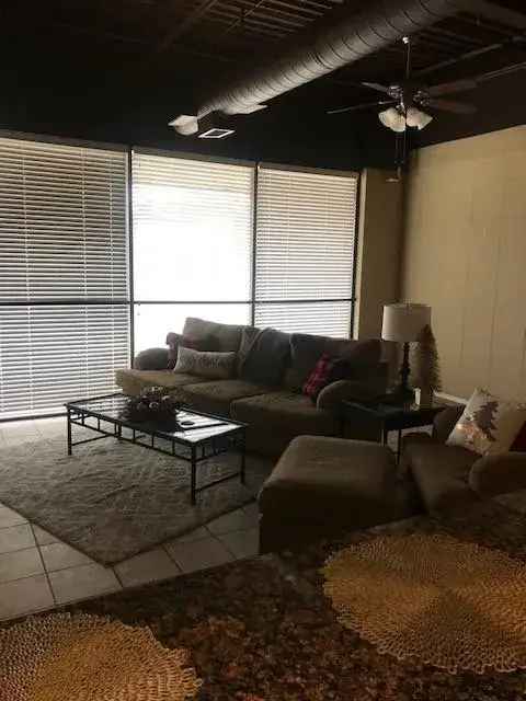 Rent 3BR Loft Apartment near MSU with All Utilities Included