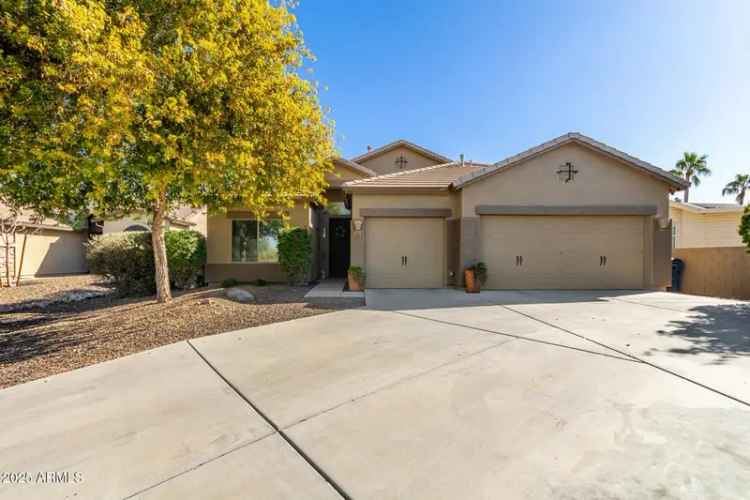 House For Sale in 987, South Phelps Drive, Apache Junction, Arizona