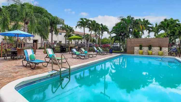 Rent Apartments in Boca Raton with Coastal Charm and Boutique Living