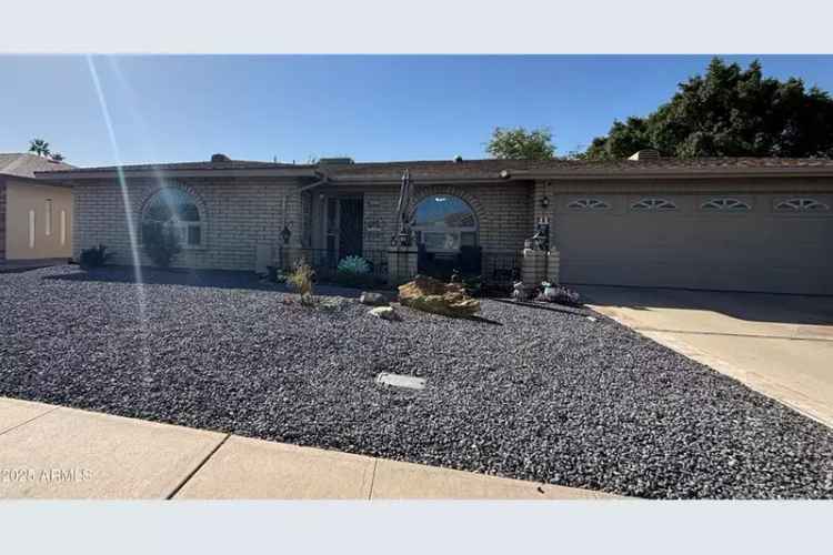 Rent 2 Bedroom House in Sunland Village with Beautiful Backyard