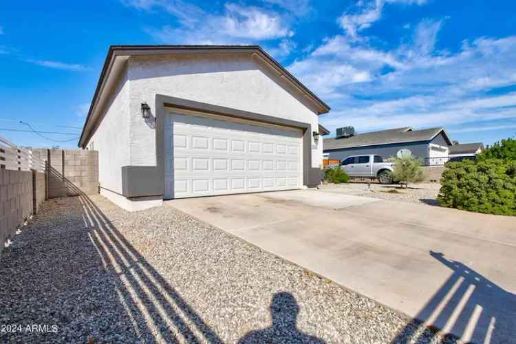 House For Sale in Wittmann, Arizona