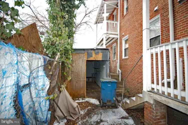 House For Sale in 1941, 16th Street Southeast, Washington, District of Columbia