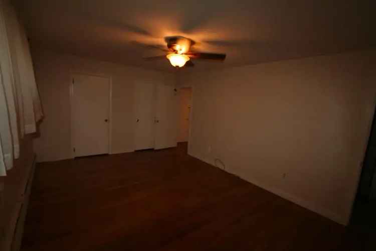 Rent Apartment Unit Near Routes 1, 128, 114 with Fresh Paint