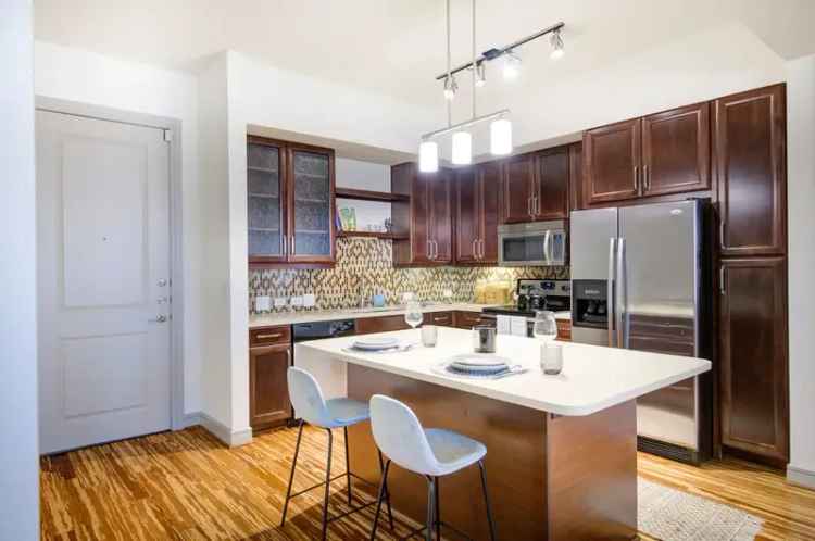 Rent Modern Apartments in Uptown Dallas with Premium Amenities