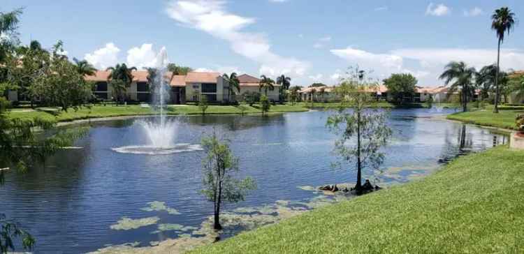 Rent Beautiful Lakefront Condo in Pompano Beach with Luxury Amenities